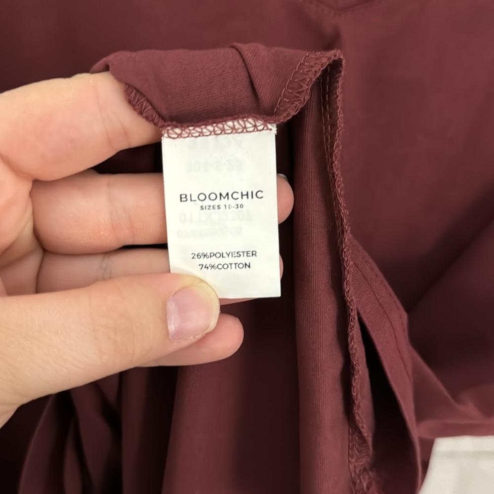 BLOOMCHIC V-Neck Burgundy Tunic Tee - Picture 9 of 9